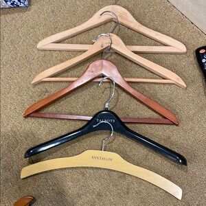 Set of 4 Wooden and Black Hangers